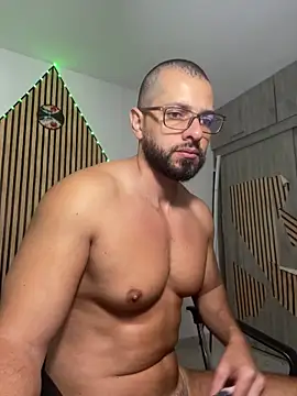 Show de magnumchris na webcam