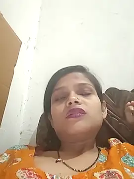 Komal0099 Adlı Modelin Web Kamerası Şovu