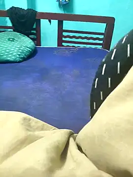 Villageanuty Adlı Modelin Web Kamerası Şovu