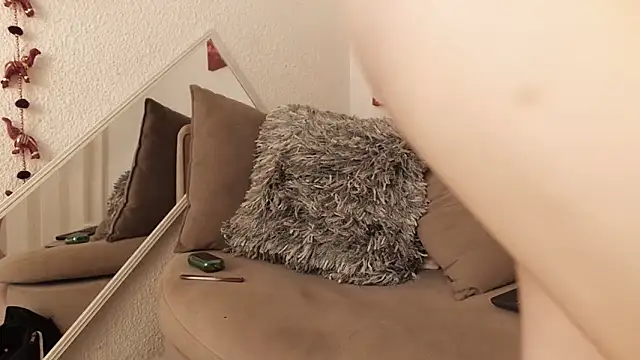 CarolineAikos' Live XXX Chat