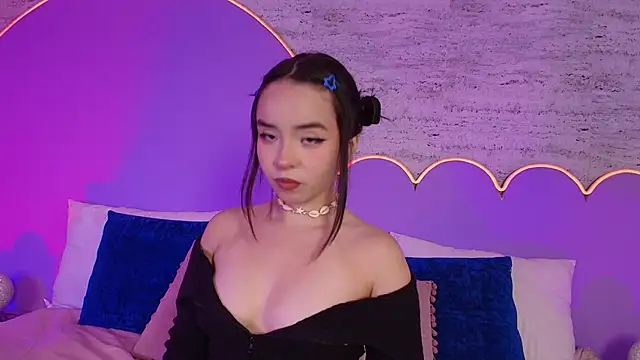 Онлайн чат XXX Lilou_albrecht