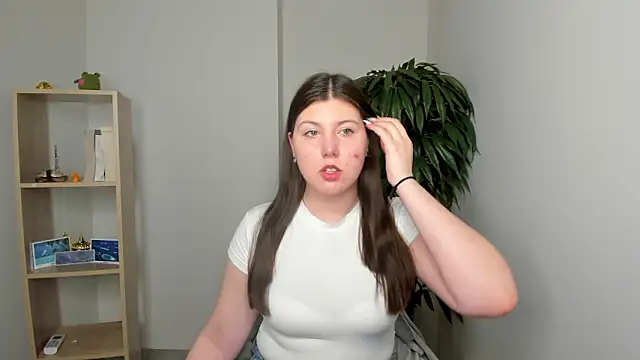 Онлайн чат XXX MarkitaPoliti