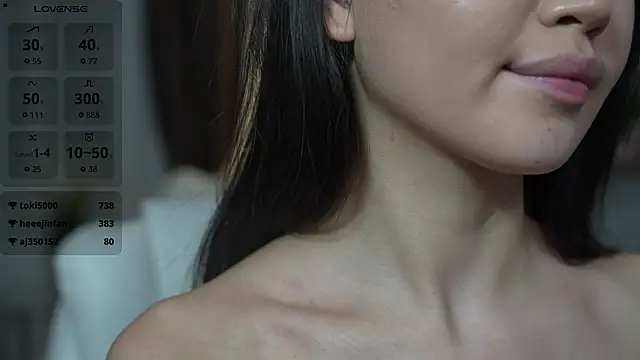 OnieClose Live XXX Chat