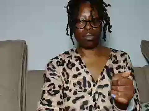 Chat +18 de MasterIndigo ao vivo