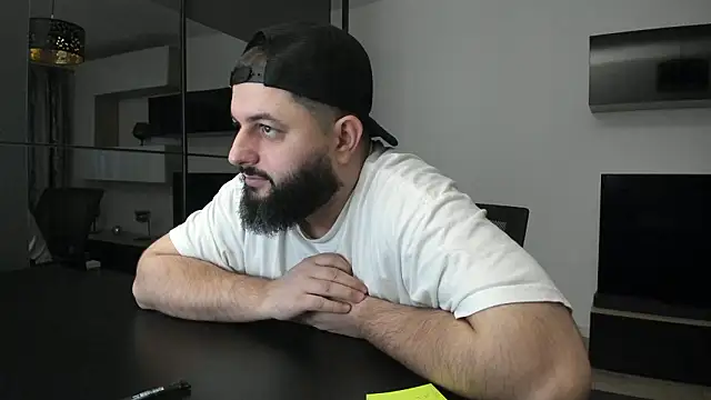 DravenPeak's Live XXX Chat