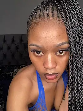 Primadonnass' Live XXX Chat