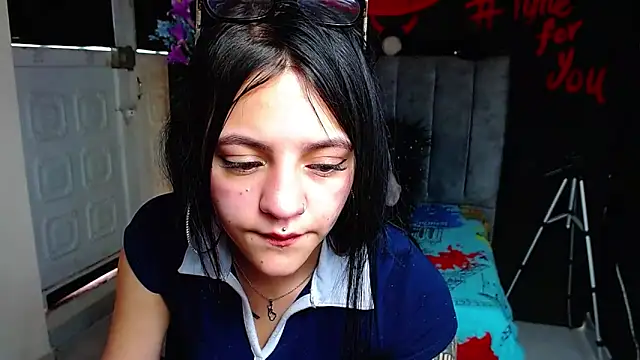 Violettasquirt's Live XXX Chat