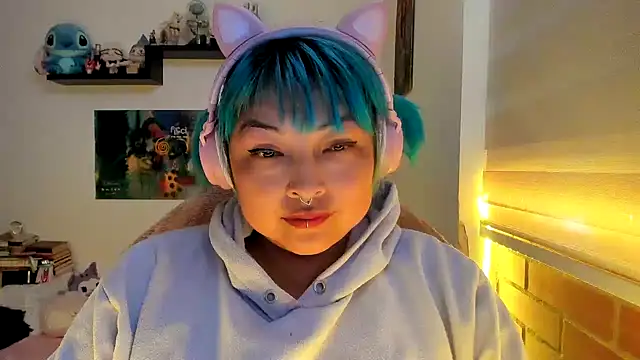 Chat XXX en directo de Shaddycute_