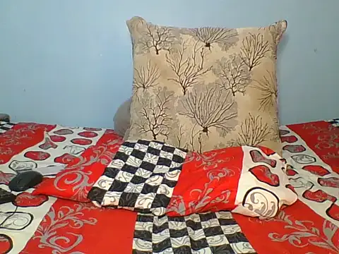 hornyqueen93 Chat XXX live