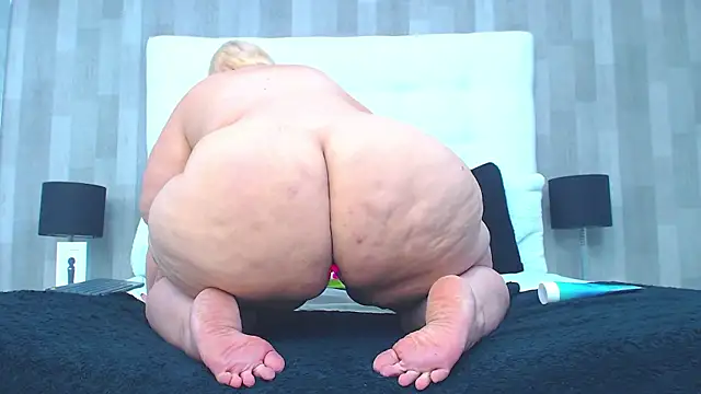 LeahMillerr: вебкам-шоу