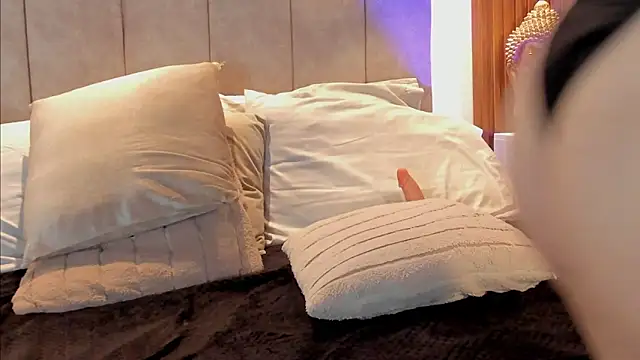 Lauraa_saenz11: онлайн-секс-чат