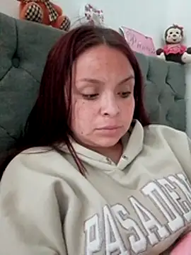 EntoncesIrene's Live XXX Chat