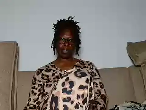 MasterIndigoのライブXXXチャット