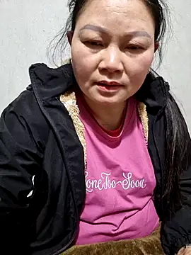 yoowwmrのライブXXXチャット