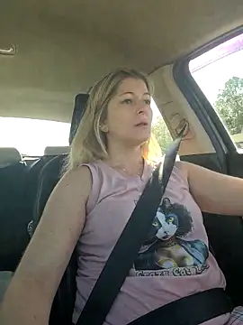 NikkiBlisss Obrolan Langsung XXX