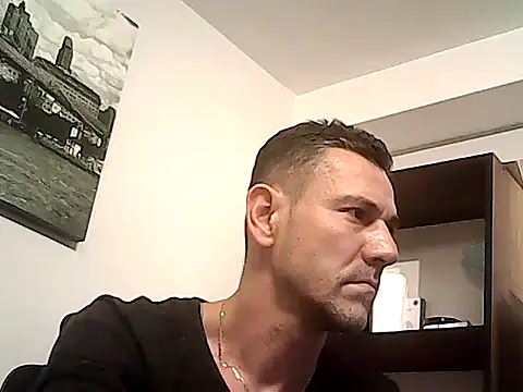 Онлайн чат XXX mastercharisma35