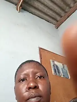 DarkQueen_94's Webcam Show