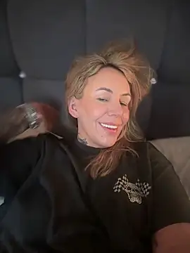 Show Webcam de blondebitch2