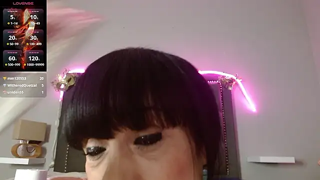 Chat +18 de CharlotteLemke ao vivo