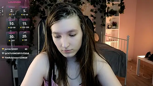 Chatroom XXX en direct de Mia_Myles