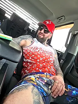 Beardedtattood 现场XXX聊天