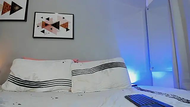 Webkamerová show PauleteW10