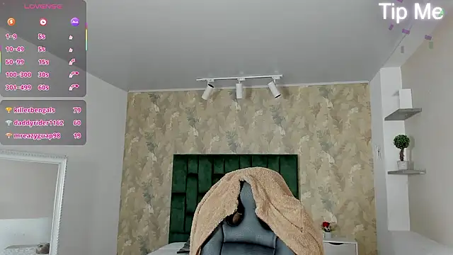 april_dumont 现场XXX聊天