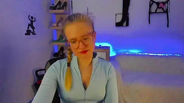 Chatroom XXX en direct de NancyHottie