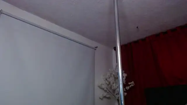 Živý XXX chat nikkystorm1_