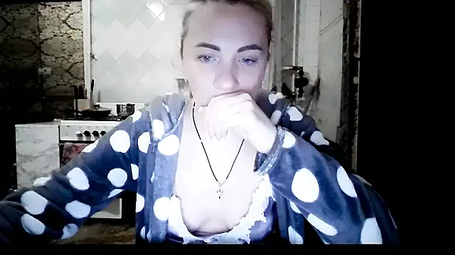 EmmaCat_: онлайн-секс-чат