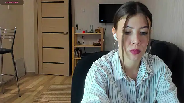 twinkle_rosie: онлайн-секс-чат