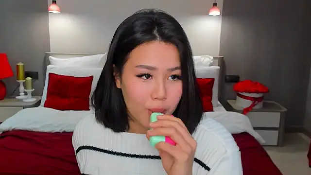 Chatroom XXX en direct de Brunette_Charm