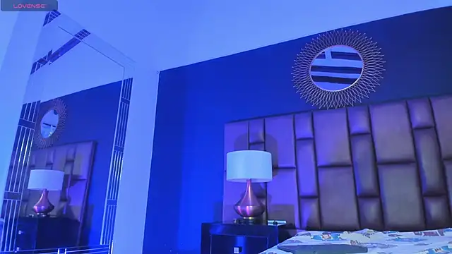 TalianaNewton's Webcam Show