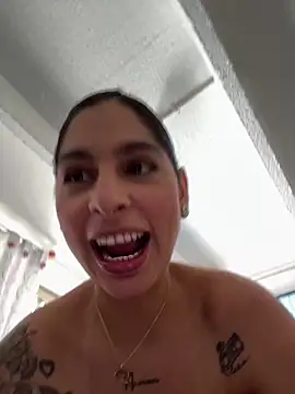 charlotte_stevenss_ Live XXX Chat