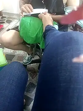 Laura_martin_のライブXXXチャット