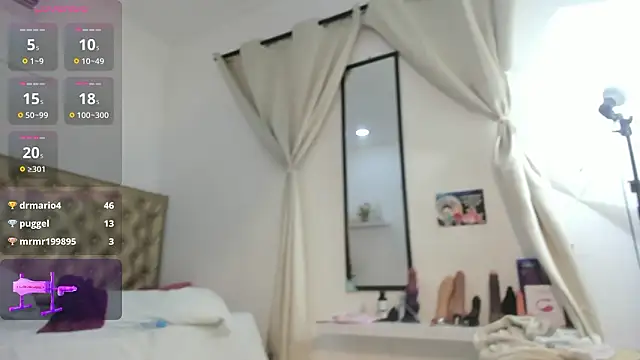 Alessiiaa_ élő XXX-chatje