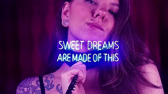 Show modela _private_person_ na web-kameri