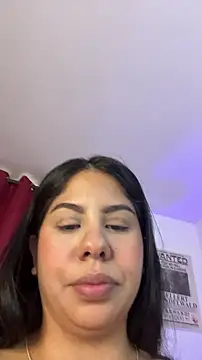 downsonMia live XXX chat