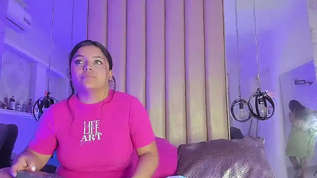 KonyBell: онлайн-секс-чат