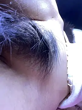 iu_uzZ 网络视讯表演