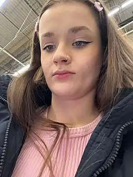 KittyQueeny 现场XXX聊天