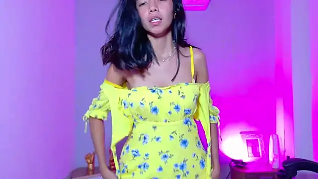 luna_roja25: онлайн-секс-чат