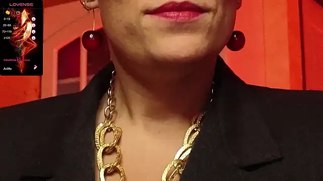 Lady_Shine's Live XXX Chat