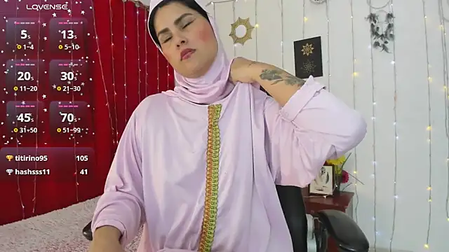 AishaAmin_: онлайн-секс-чат