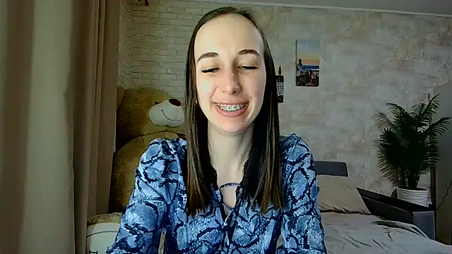 Anika_bloom 现场XXX聊天