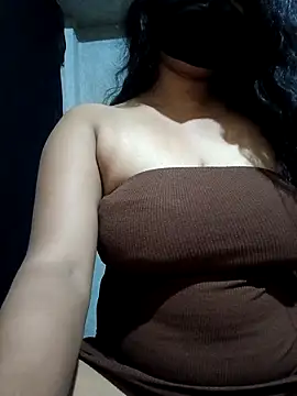 Czat XXX na żywo – IamNaina69