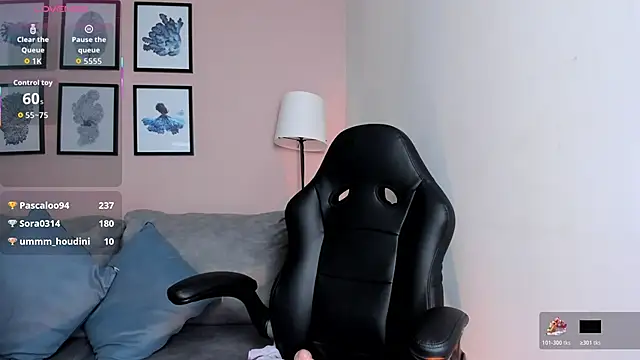 Jenniekim_18 élő XXX-chatje