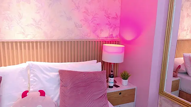 AdelineJhones – Naživo XXX chat