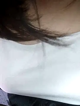 miniiceyya: онлайн-секс-чат