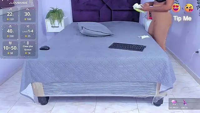 Yasminbrattz live XXX chat